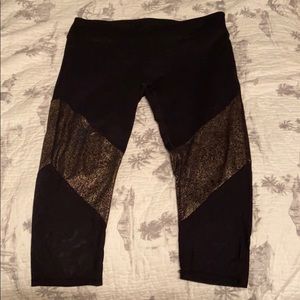 Fabletics 3/4 leggings size L